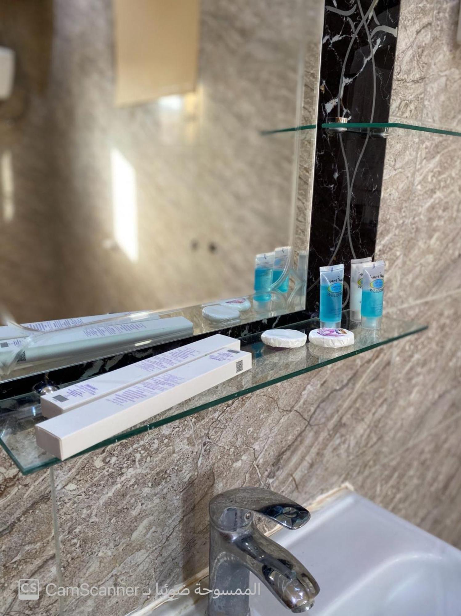 فيلا وشاليه الجبل الاحمر Al-'Ula Exterior foto
